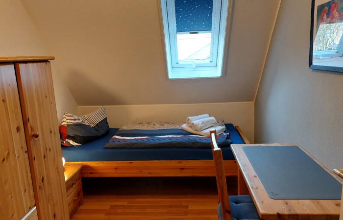 2. Einzelzimmer OG